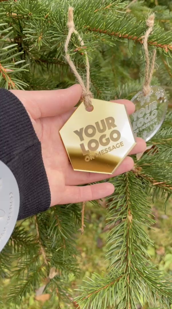 'Let it Snow' Round Custom Christmas Tree Ornaments
