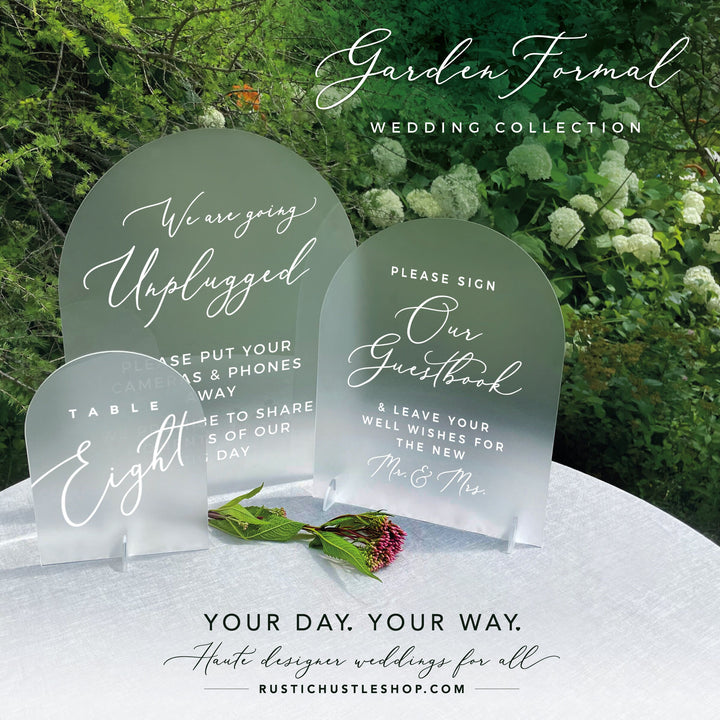 FROSTED ARCHED WEDDING SIGNAGE - GARDEN FORMAL